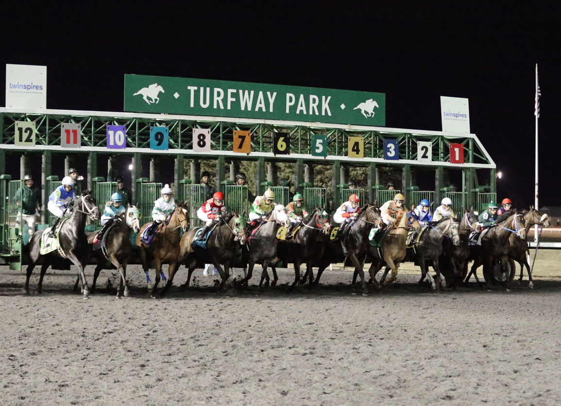 Turfway Park Horse Racing